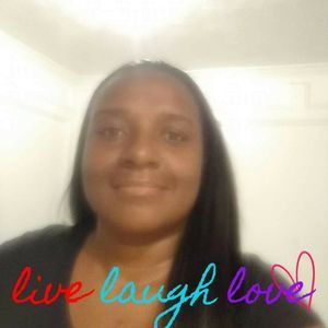 Meet your Posher, Esther